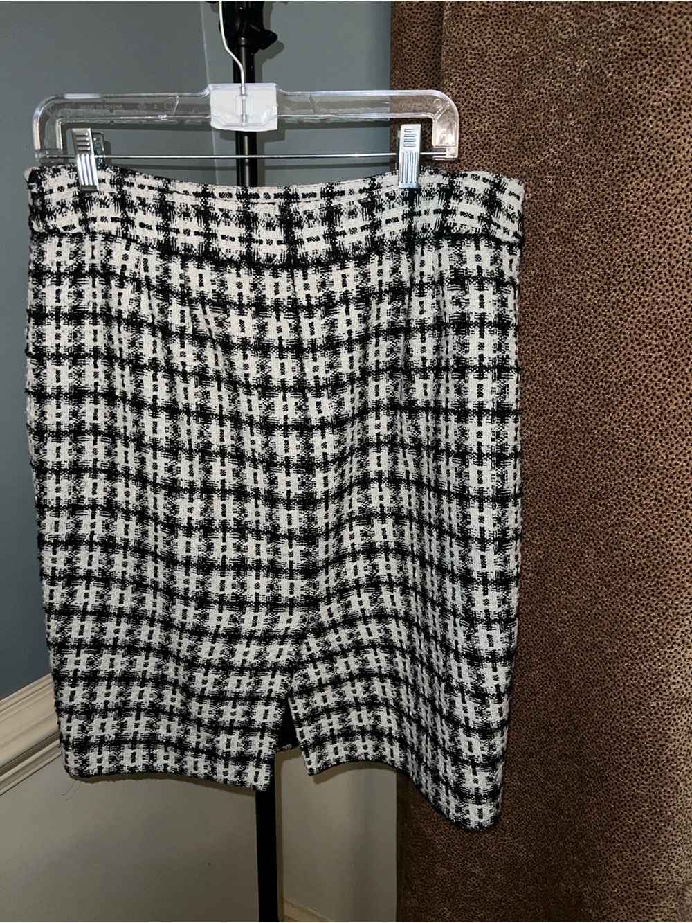 Ann Taylor Black & White Tweed Pencil Skirt - Picture 2 of 4
